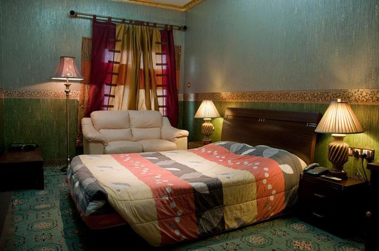 Sun City International Hotel Дубай Экстерьер фото